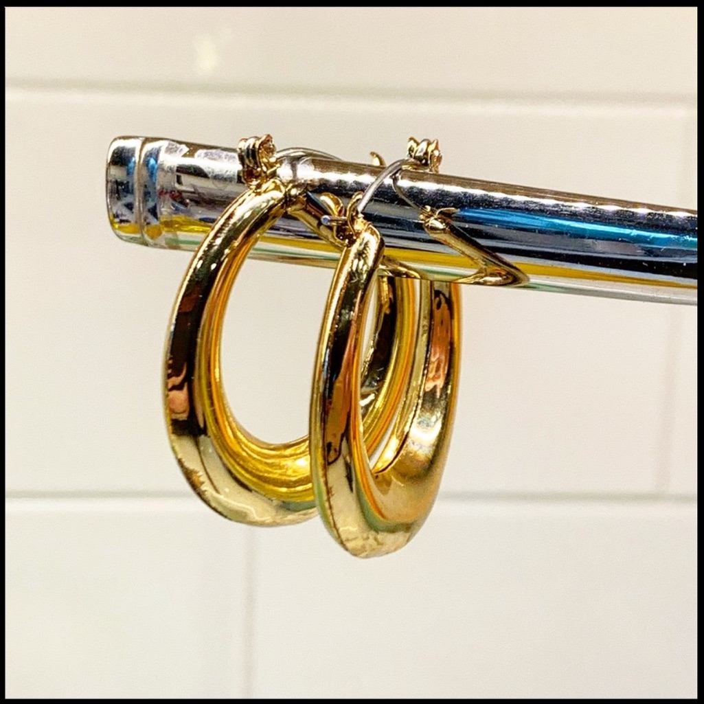 American Eagle Outfitters Gold Hoops 14$